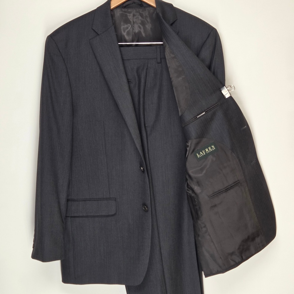 Lauren Ralph Lauren 42R 36W Charcoal Herringbone Wool Suit 2-Button Notch Lapel